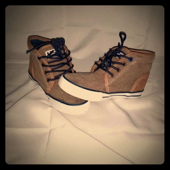 little boys trainers